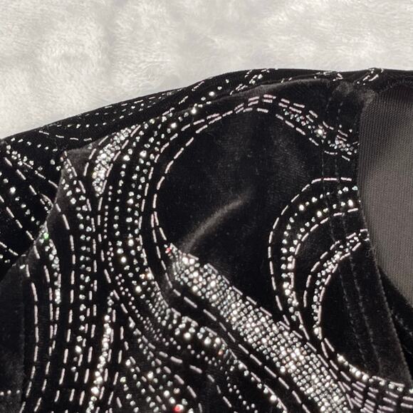 Notations Top Womens 3X Black Velour Velvet Silver Glitter Faux Wrap Buckle - Picture 4 of 15